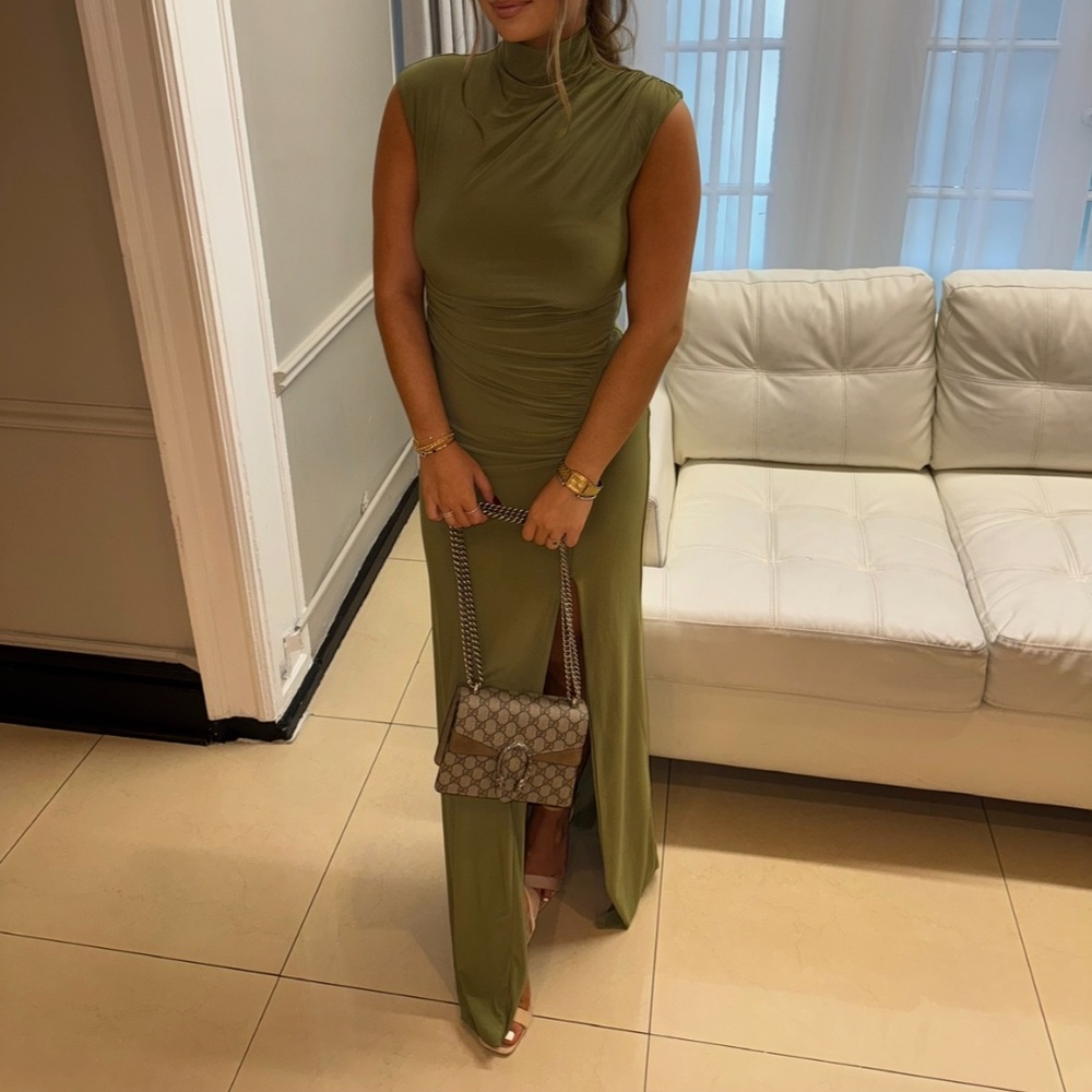 Olive lanetta- ruched high neck maxi dress Club London